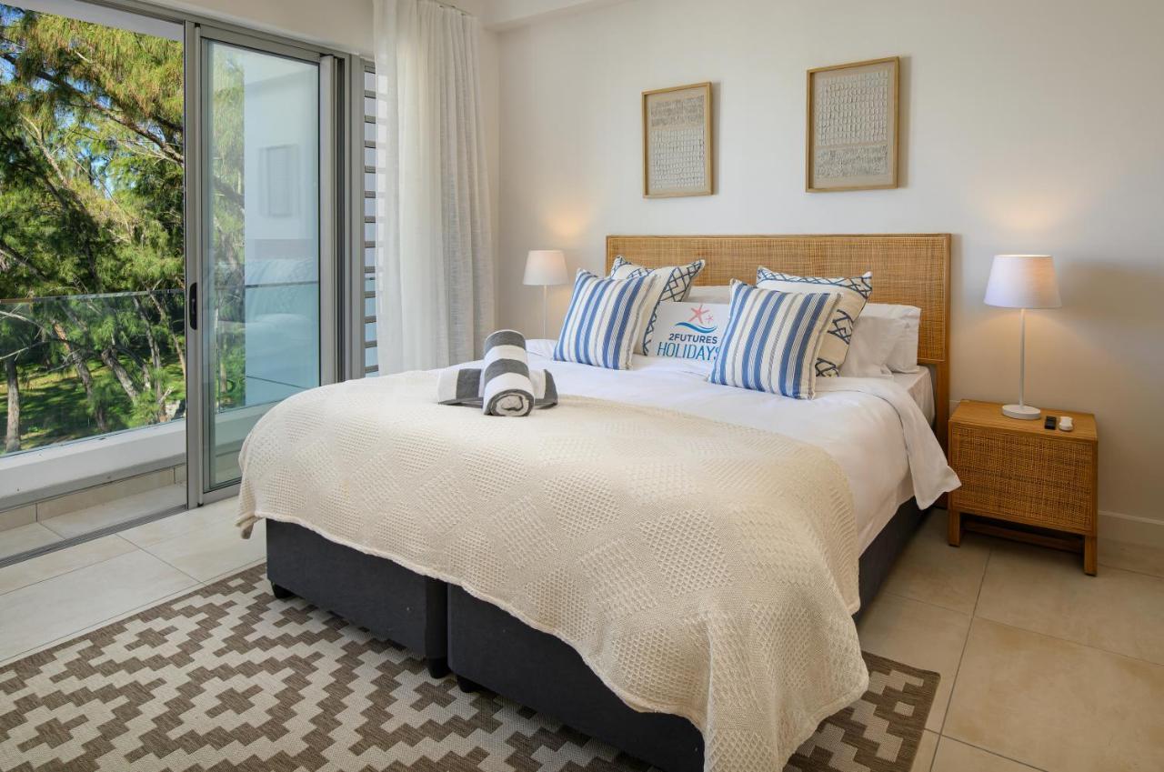 Ocean Grand Gaube With Lov Apartment Exterior photo